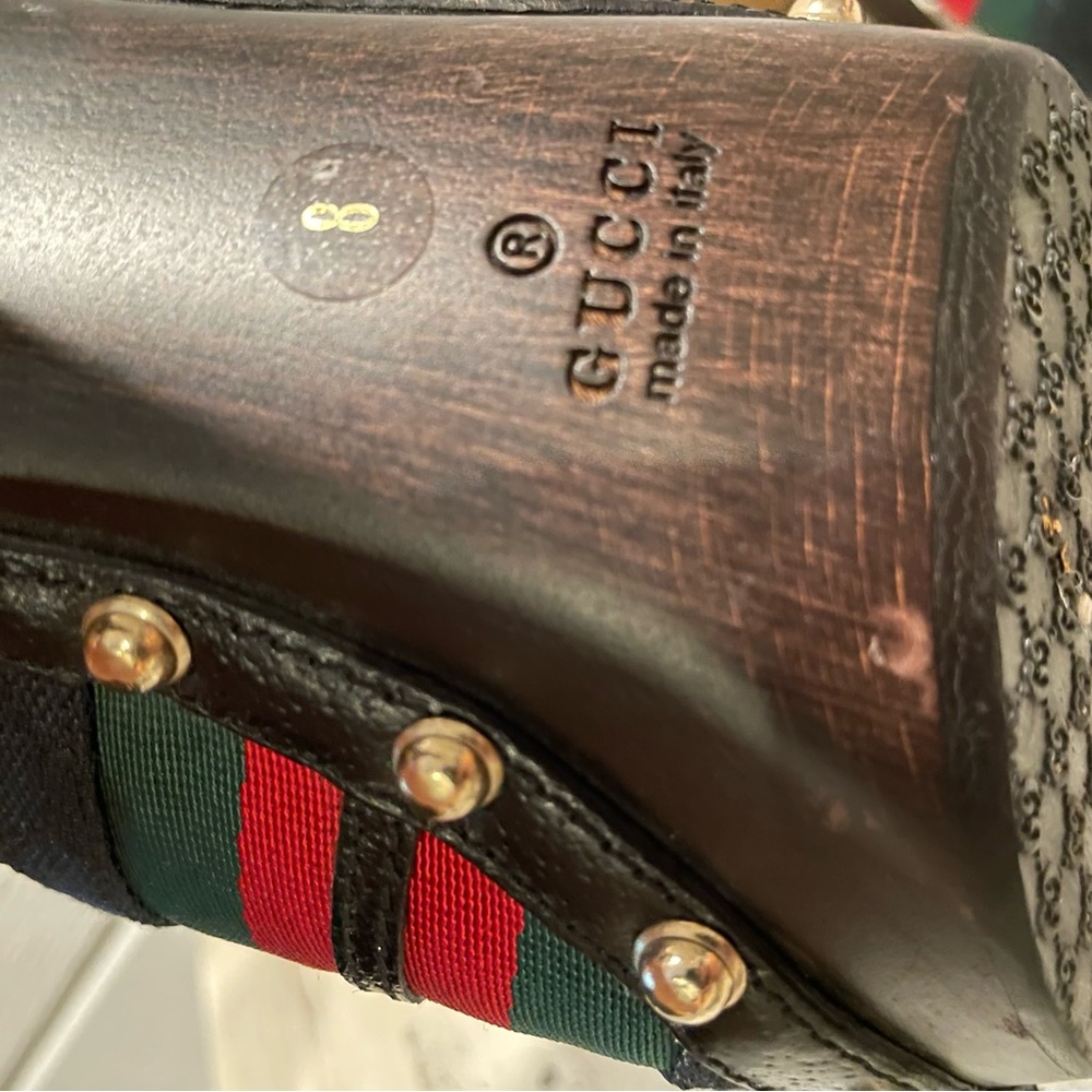 Authentic GUCCI Horsebit Monogram Canvas And Wood
Heels Clogs Mules Sz 8 - Picture 10 of 11